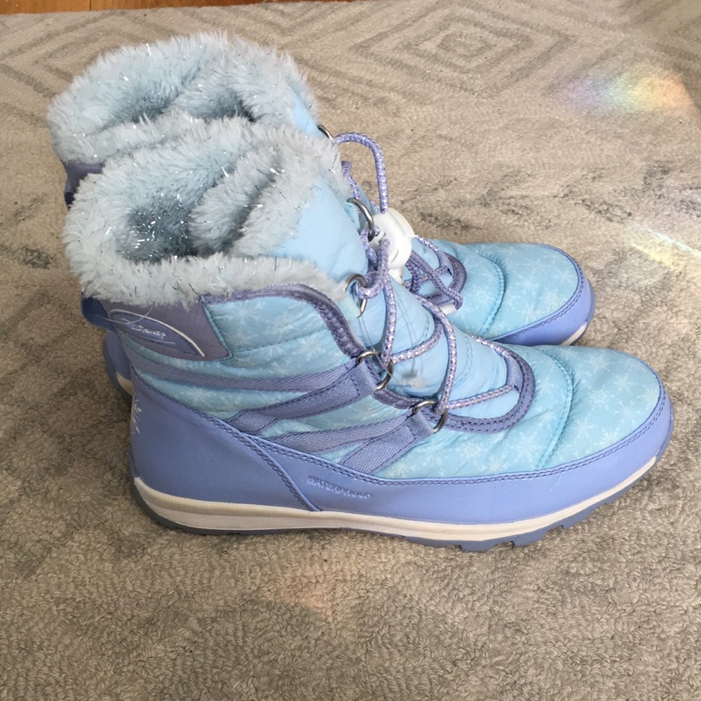 Blue Disney/Sorel snow boots with snowflakes